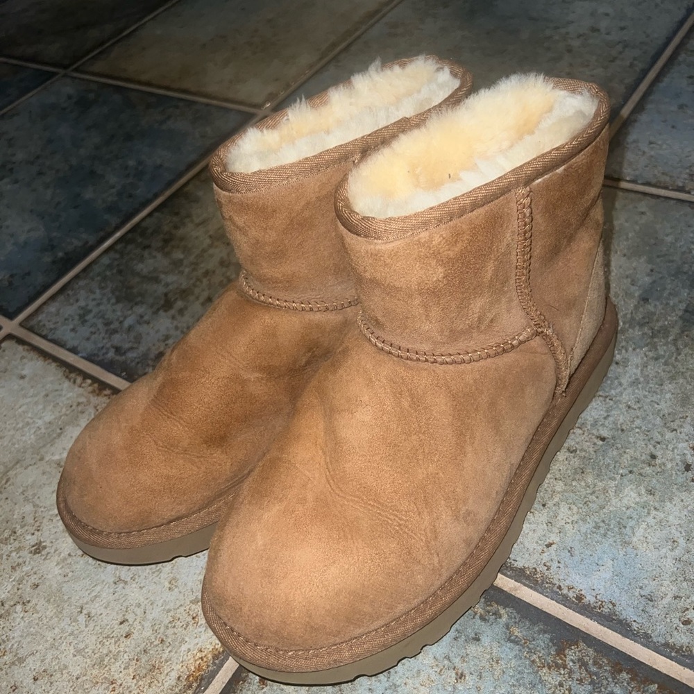 Lightly worn mini uggs II